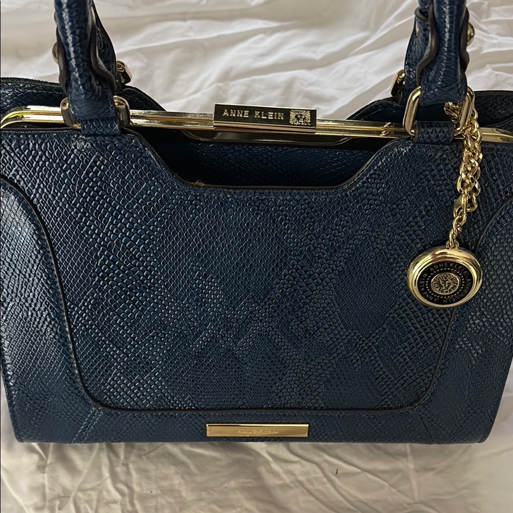 Elegant Anne Klein Handbag